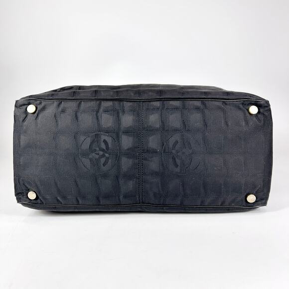 Chanel Nylon Travel Line Tote Bag - Picture 6 of 13